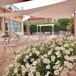 ** Hotel Paolina Italia