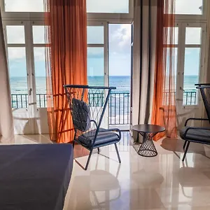 ** Hotel Gallery Rooms- Palazzo D'ali' Staiti Xix Italia